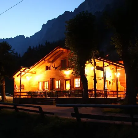 Hotel Steinbock *