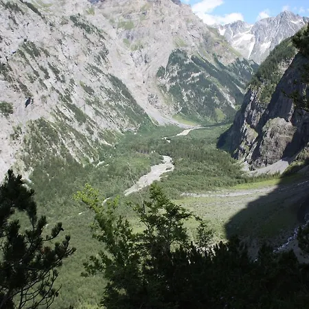 Steinbock Отель